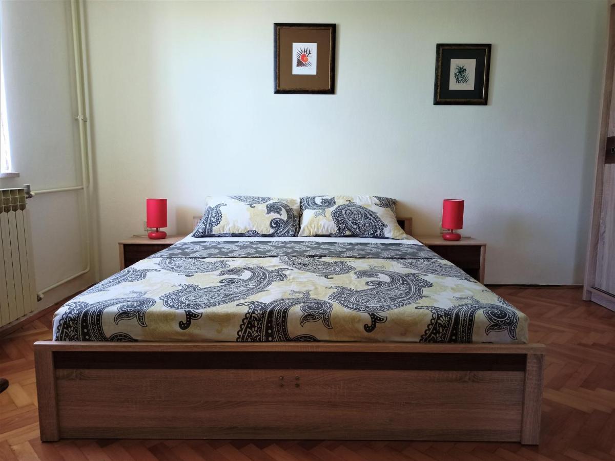 Cozy Apartment In The City Center Пула Екстер'єр фото