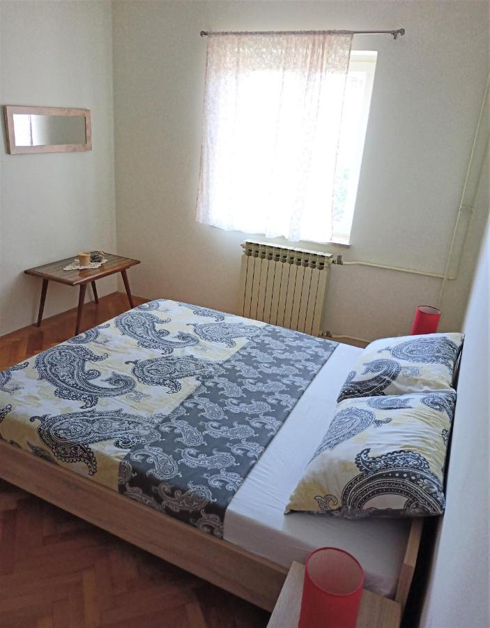Cozy Apartment In The City Center Пула Екстер'єр фото